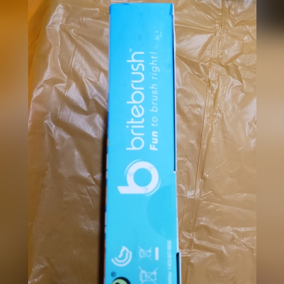 Elmo Brite Brush - kids electric singing toothbrush - Picture 4 of 4